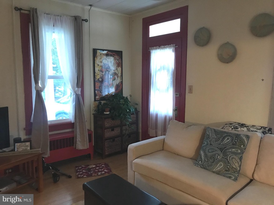 1641 E Derry Rd, Hershey, PA 17033 - photo 1