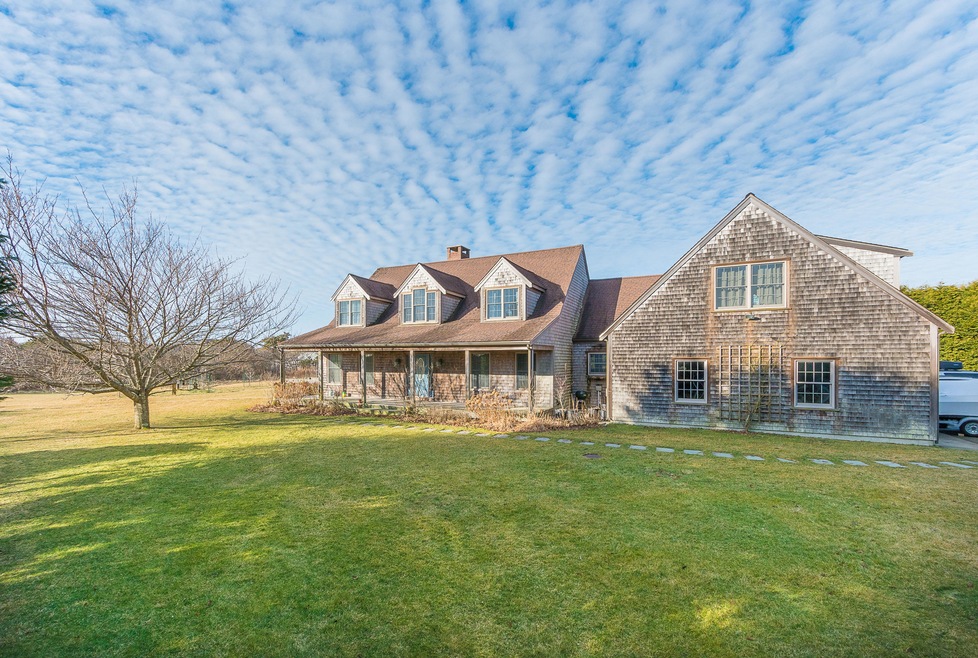 8 Evergreen Way