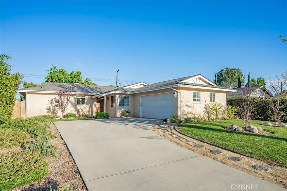 Front Viewhttps://matrix.crmls.org/Matrix/MediaManager/ShowImage.aspx?tbl=50&mtid=1&tmui=371276792&mf=P371413477f65ef867-a019-498a-85d3-fee65e7cd6b4U-1&w=128&h=96&q=99&md=2022-03-16%2023:30:20.130