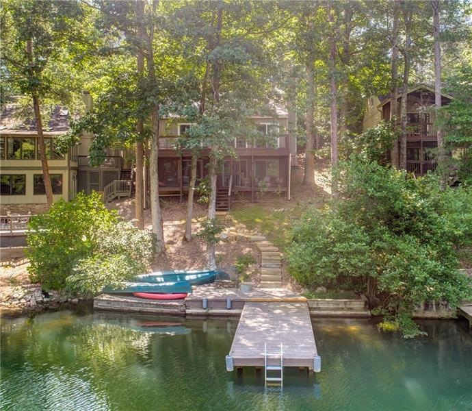 Renovated Water Front Cottage