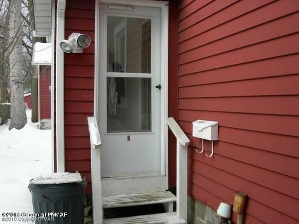 1140 Greenway Ave, Stroudsburg, PA 18360 - photo 1