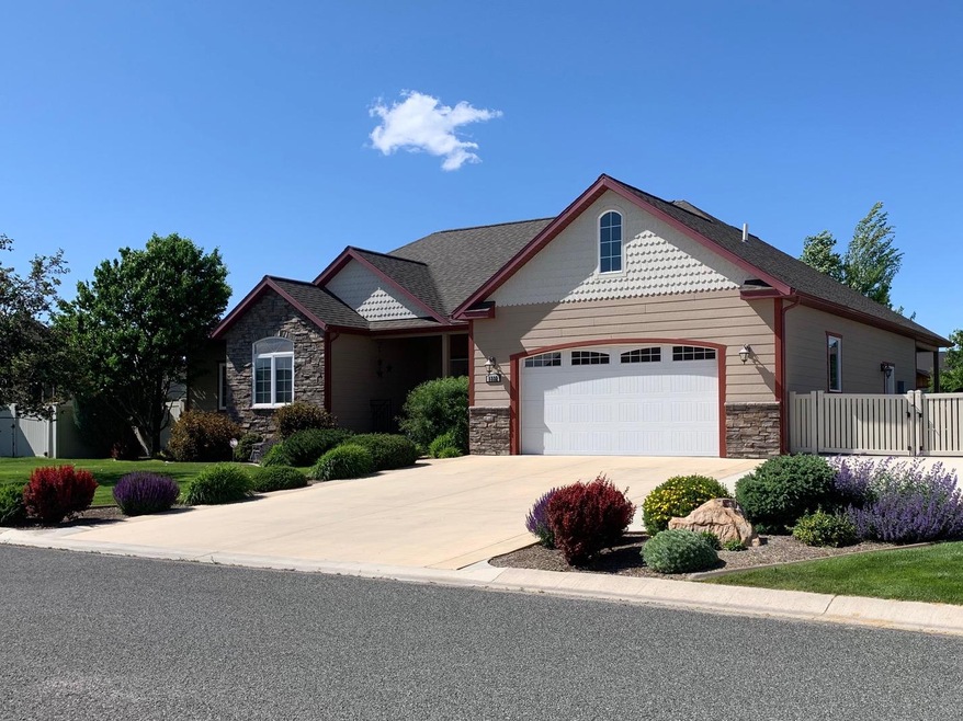 1332 Lucchese Rd
