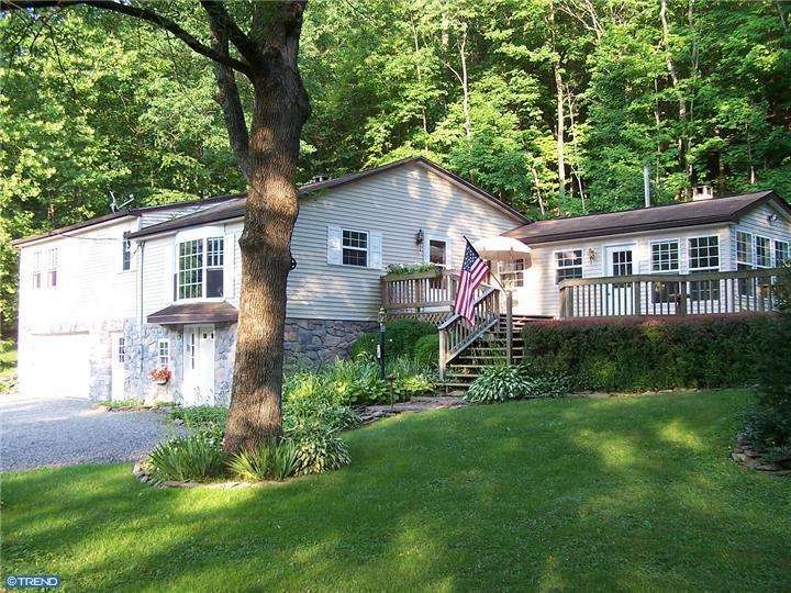 335 Dreibelbis Station Rd, Lenhartsville, PA 19534 - photo 1