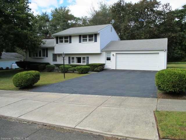 14 Cortina Rd, East Haven, CT 06513 - photo 1