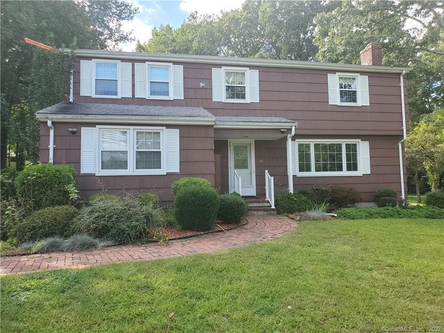 116 Pollys Ln, Uncasville, CT 06382 - photo 1