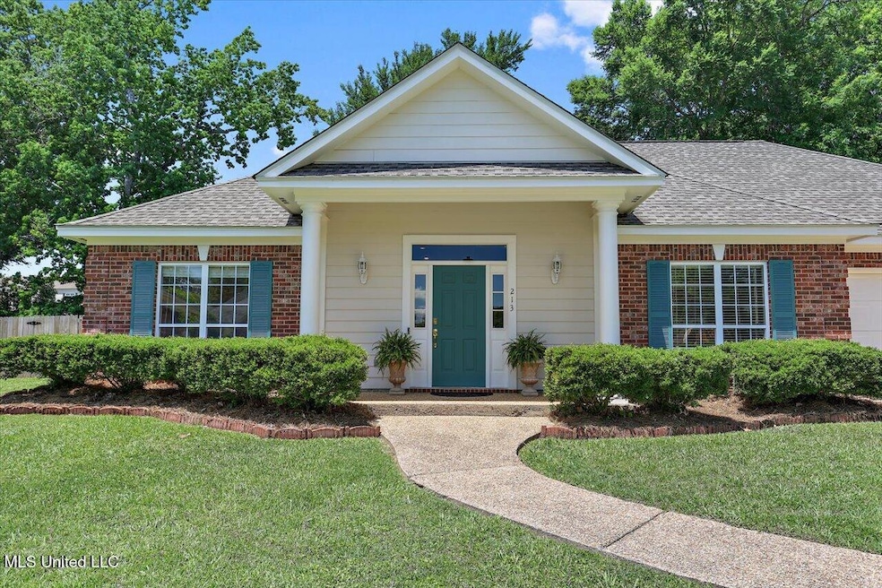 04-213 Pecan Cir