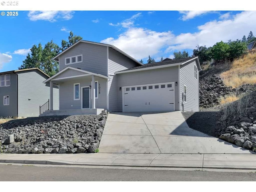 1028 Forest Heights St, Sutherlin, OR 97479 - photo 1