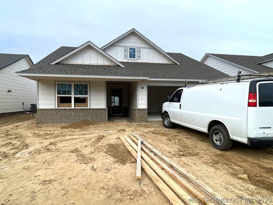 1816 W Winston Ct, Broken Arrow, OK 74011 - photo 1