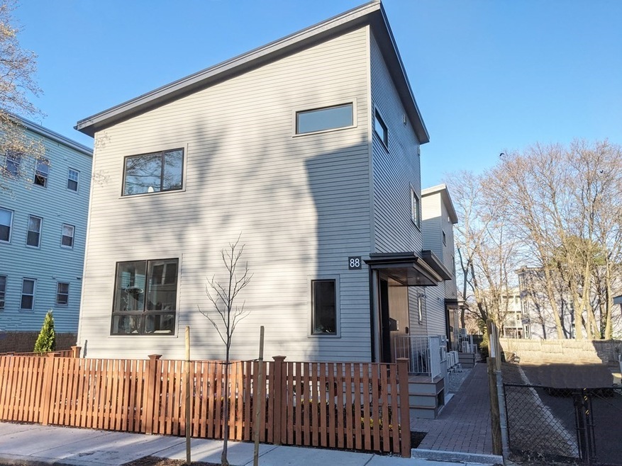 88 Jackson St unit 88, Cambridge, MA 02140 - photo 1