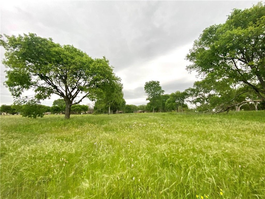 Lot 8 4th St, Bruceville-Eddy, TX 76524 - photo 1