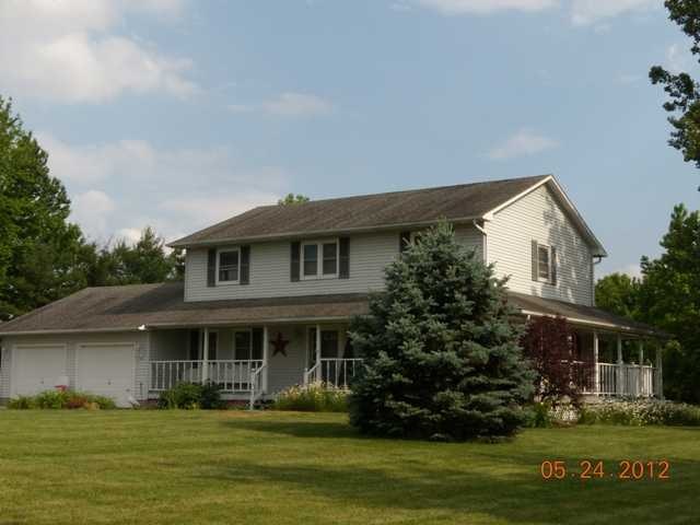 6747 Old Tarlton Pike, Circleville, OH 43113 - photo 1