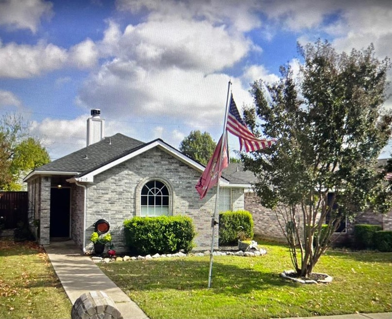 210 Piccadilly Cir, Wylie, TX 75098 - photo 1