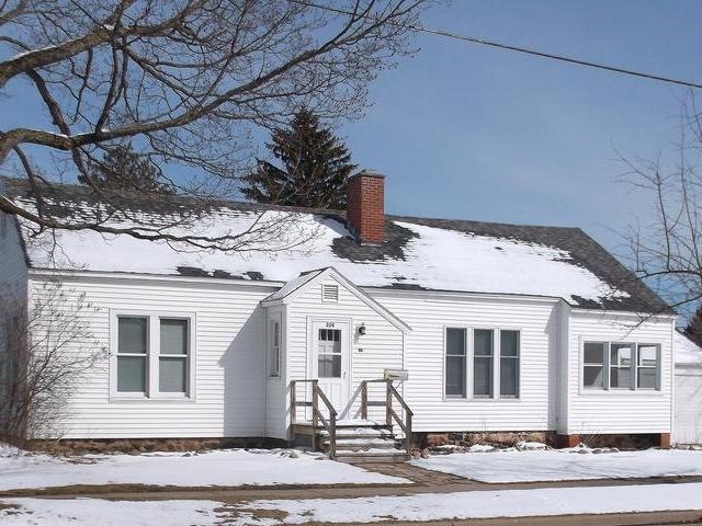 228 N 3rd St, Tomahawk, WI 54487 - photo 1