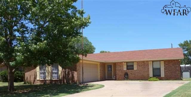 Nice side entry garage with substantial front lawn