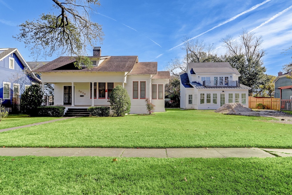 2030 Arlington St, Houston, TX 77008 - photo 1