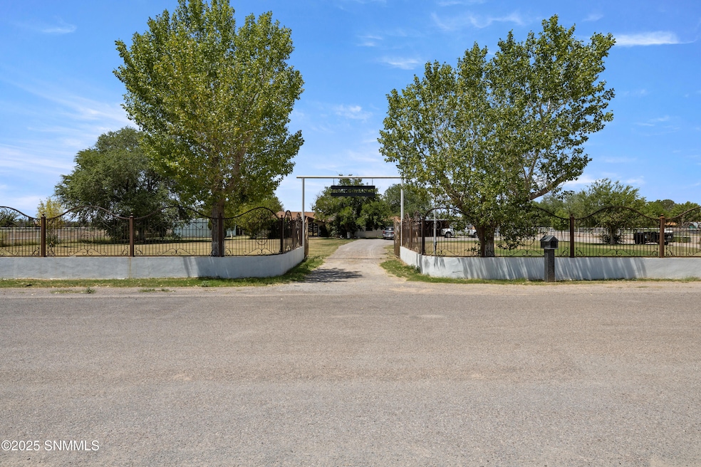 For Sale $600,000 • Co-Listing Agent