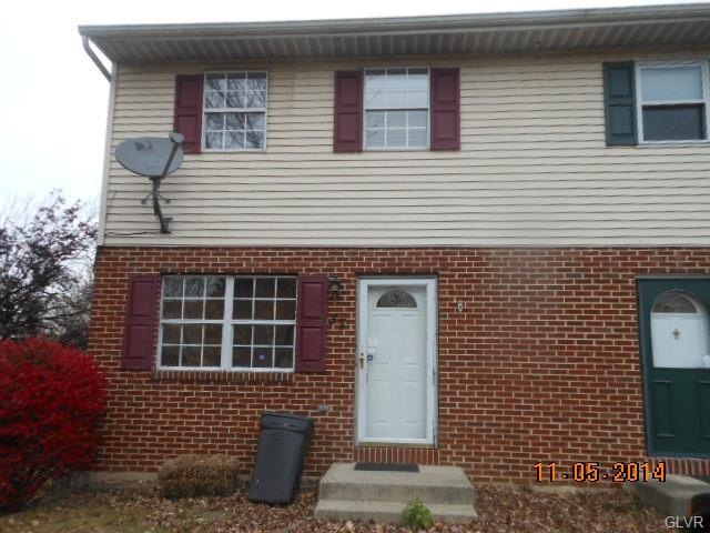 37 Armour Ct, Allentown, PA 18103 - photo 1