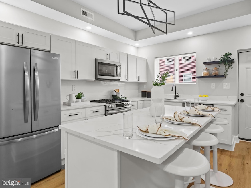 5 N Clinton St, Baltimore, MD 21224 - photo 1