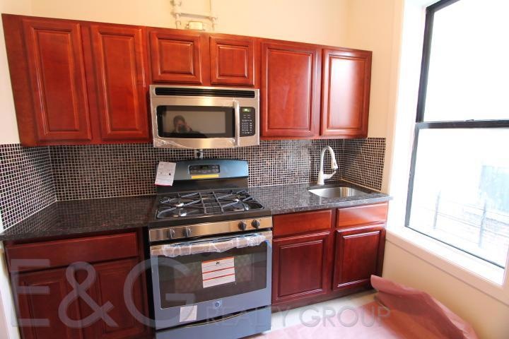 1526 Saint Nicholas Ave unit 53, New York, NY 10033 - photo 1