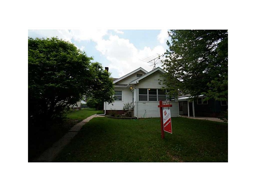 1723 Maple Dr NW, Cedar Rapids, IA 52405 - photo 1