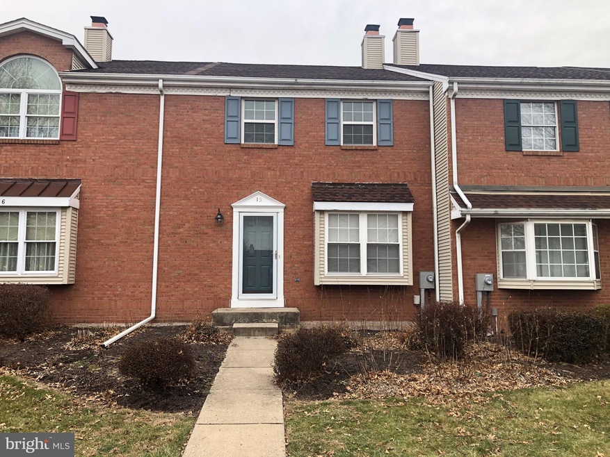 15 Linden Ct, Boyertown, PA 19512 - photo 1