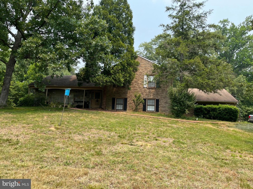 135 Bluebird Ln, Stafford, VA 22554 - photo 1