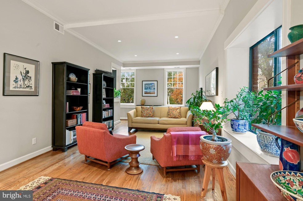 1812 Wyoming Ave NW unit 304, Washington, DC 20009 - photo 1