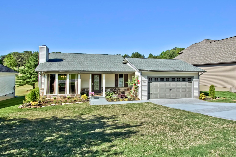 01_136 Daleyuhski Way_Front