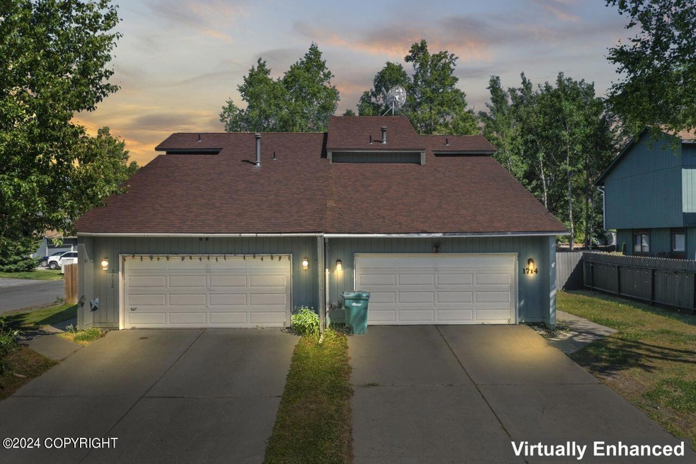 1714 Bellevue Loop