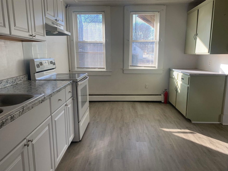 22 South St, Somersworth, NH 03878 - photo 1