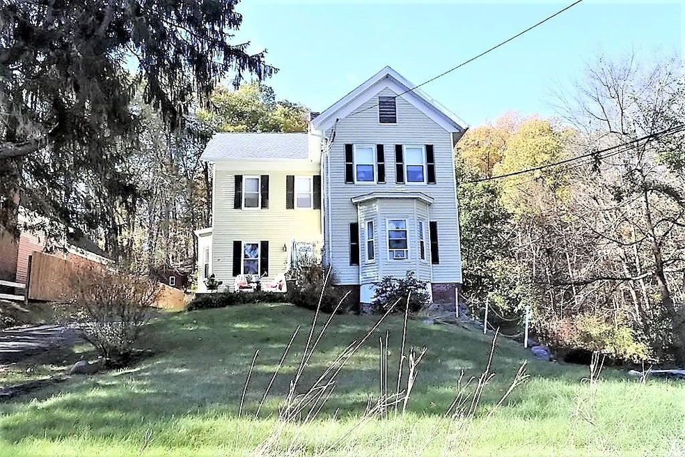 47 N Main St unit 2R, West Boylston, MA 01583 - photo 1