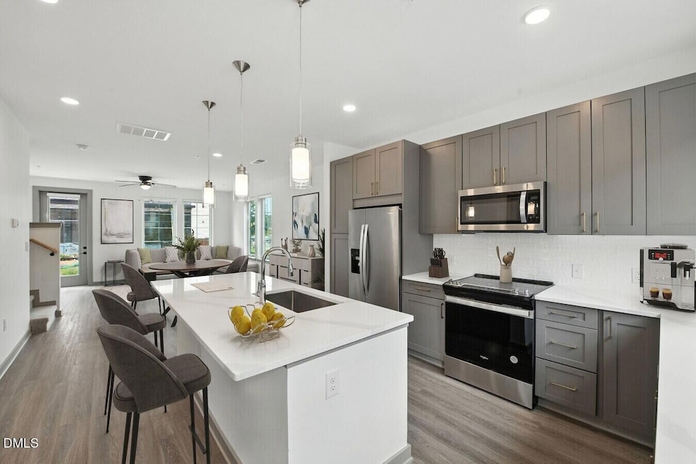 1000 Martin Luther King Junior Blvd unit B7, Chapel Hill, NC 27514 - photo 1