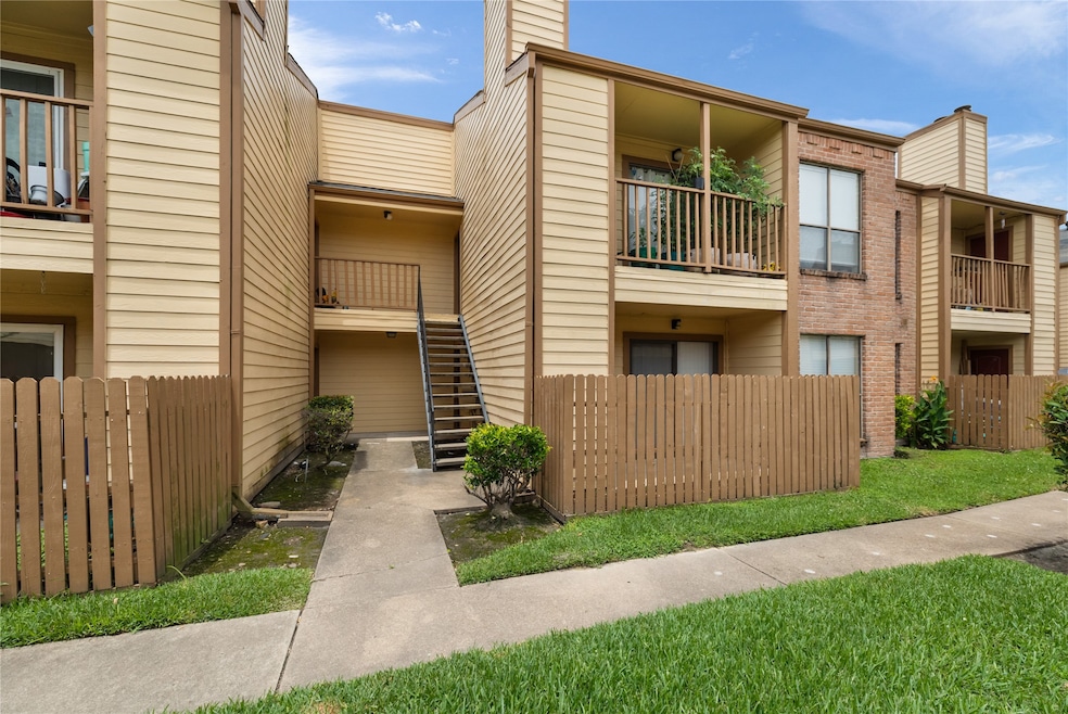This photo shows a multi-level condo/apartment bui
