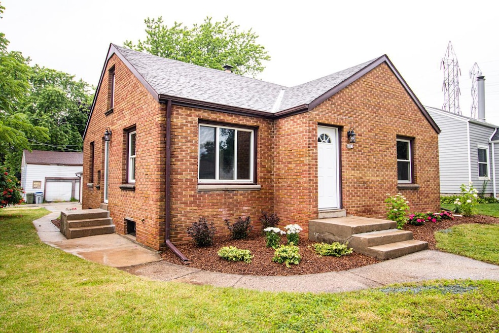 4113 S 5th St, Milwaukee, WI 53207 - photo 1