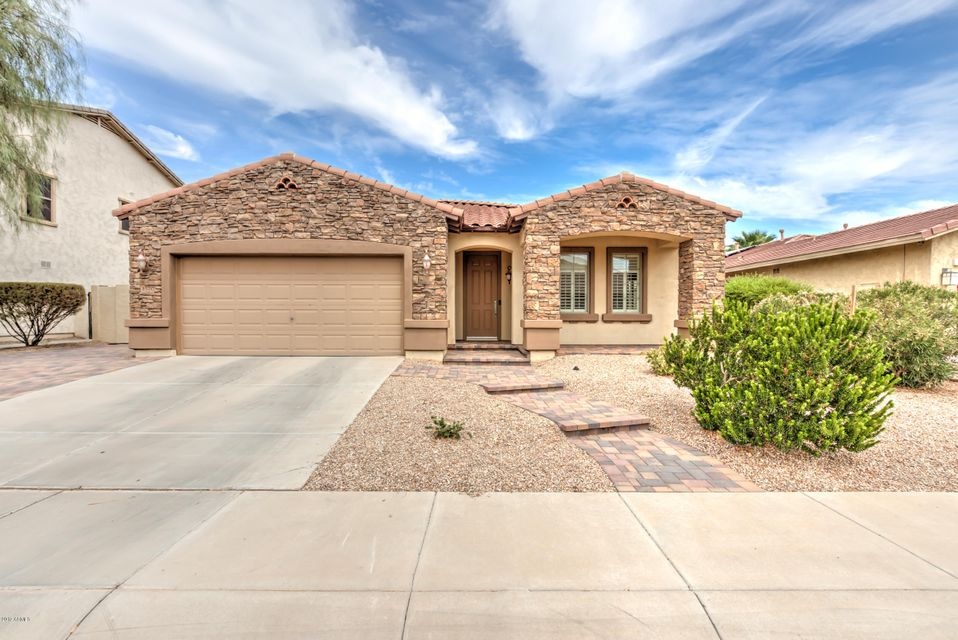 3570 E Yellowstone Pl-1