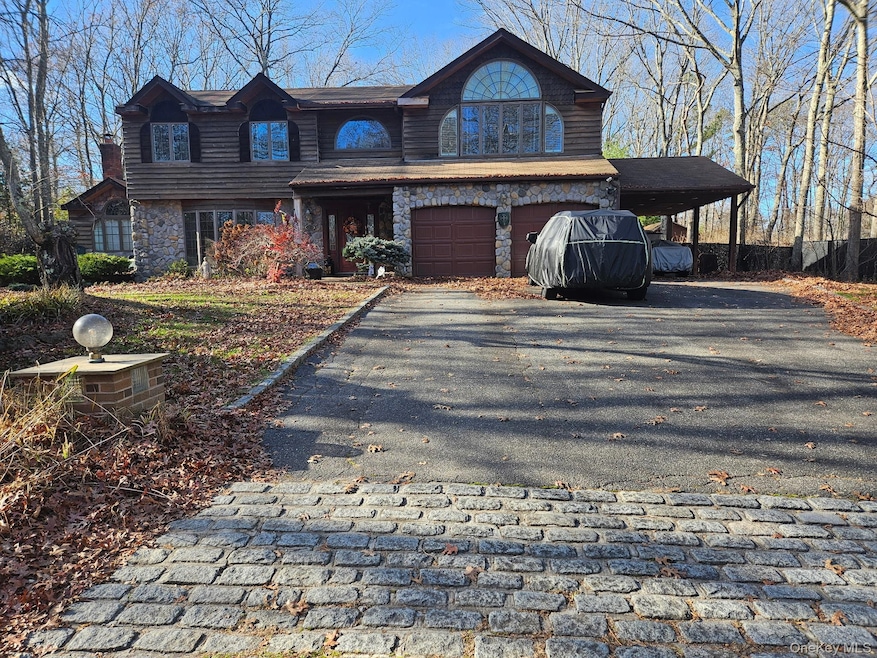 35 Hastings Dr, Ridge, NY 11961 - photo 1