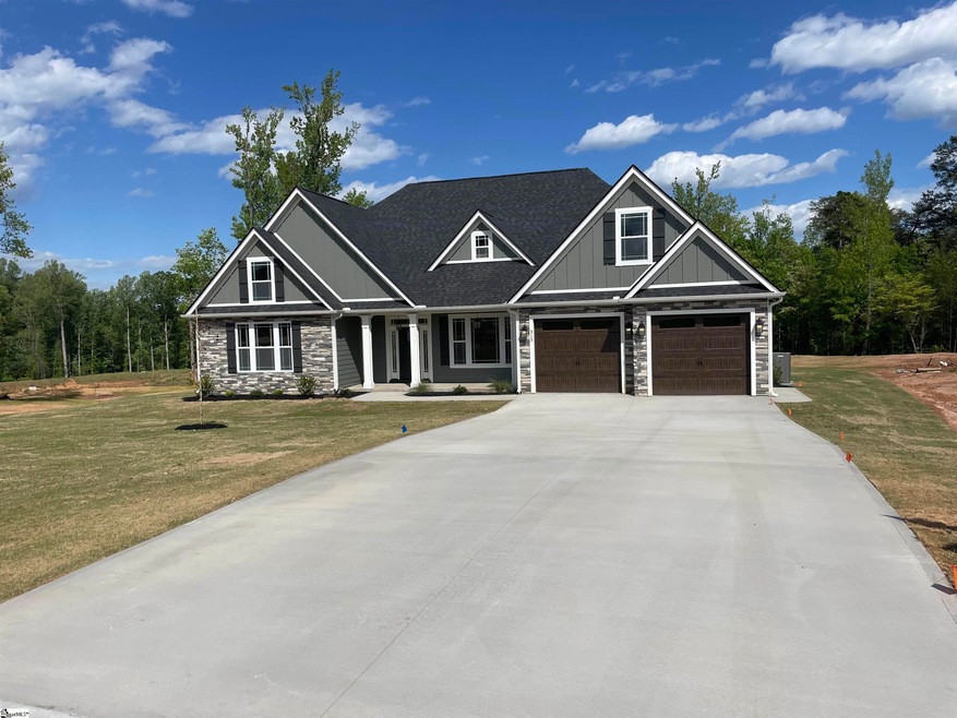 313 Blue Rock Ct, Travelers Rest, SC 29690 - photo 1