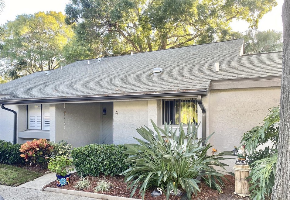 90 S Highland Ave Unit 4, Tarpon Springs, FL 34689 MLS MFRU8237808