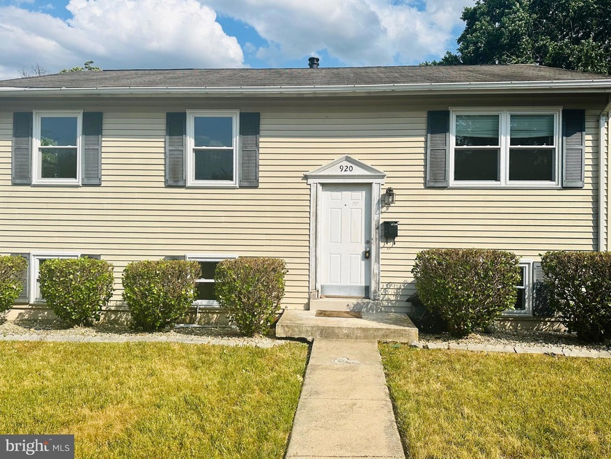 920 Philip Powers Dr, Laurel, MD 20707 - photo 1