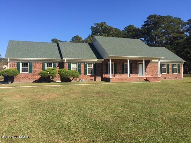 211 Columbia Dr, Jacksonville, NC 28546 - photo 1