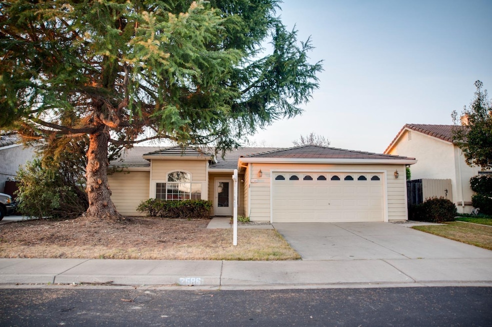 2586 Naturewood Dr, Oakdale, CA 95361 - photo 1