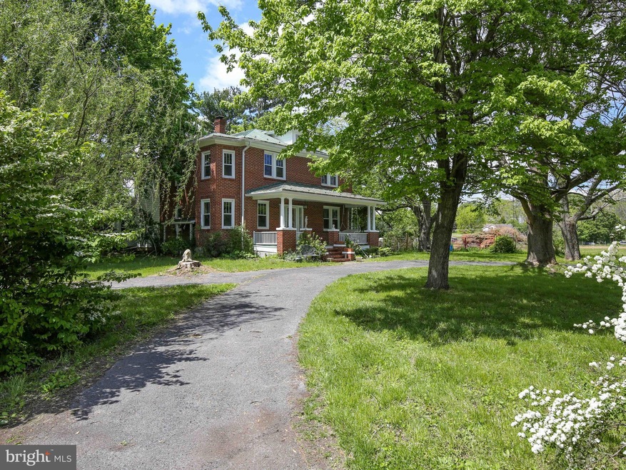 3008 Old Leetown Pike, Ranson, WV 25438 - photo 1