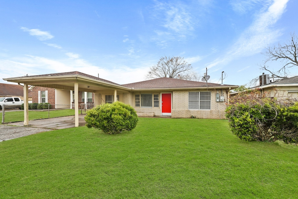 6806 Woodrow St, Texas City, TX 77591 - photo 1