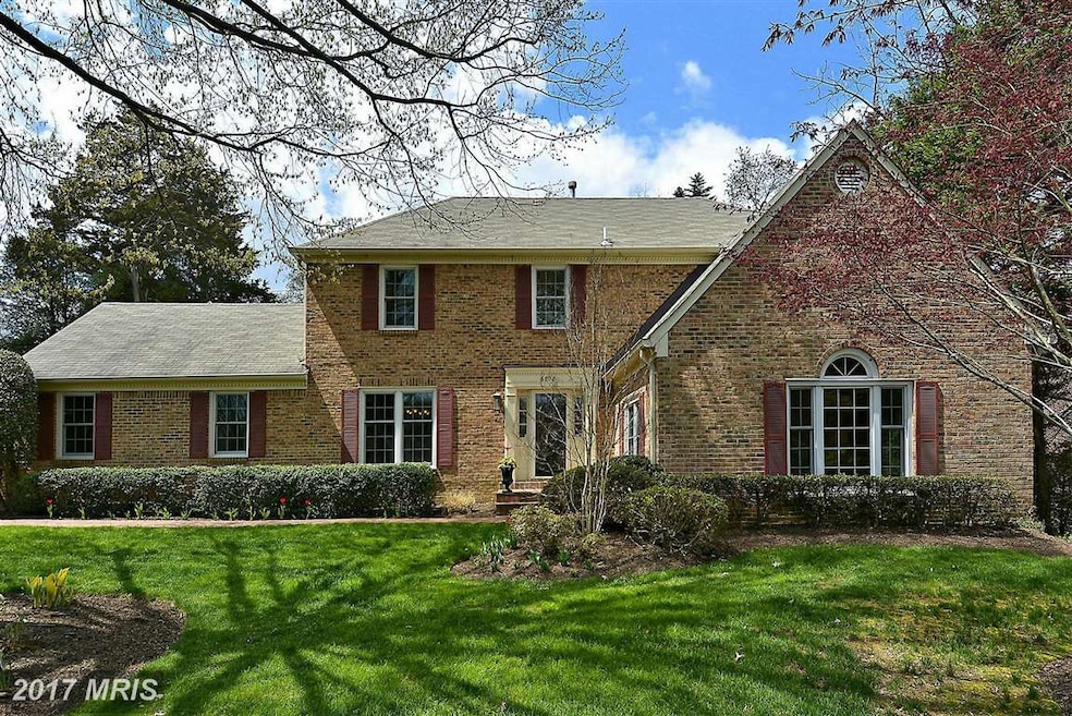 6202 Homespun Ln, Falls Church, VA 22044 - photo 1