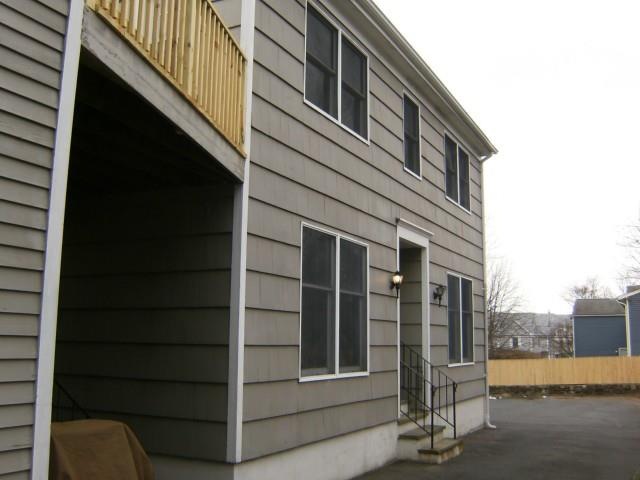 35 Clinton Ave unit 2ND F, Norwalk, CT 06854 - photo 1