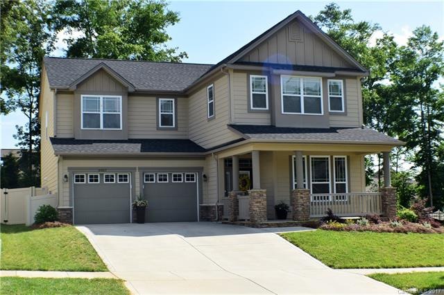 Stunning cul-de-sac home in beautiful Vermillion! 