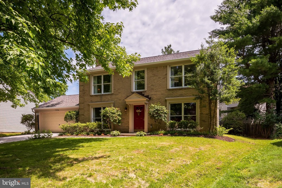 7318 Narrow Wind Way, Columbia, MD 21046 - photo 1