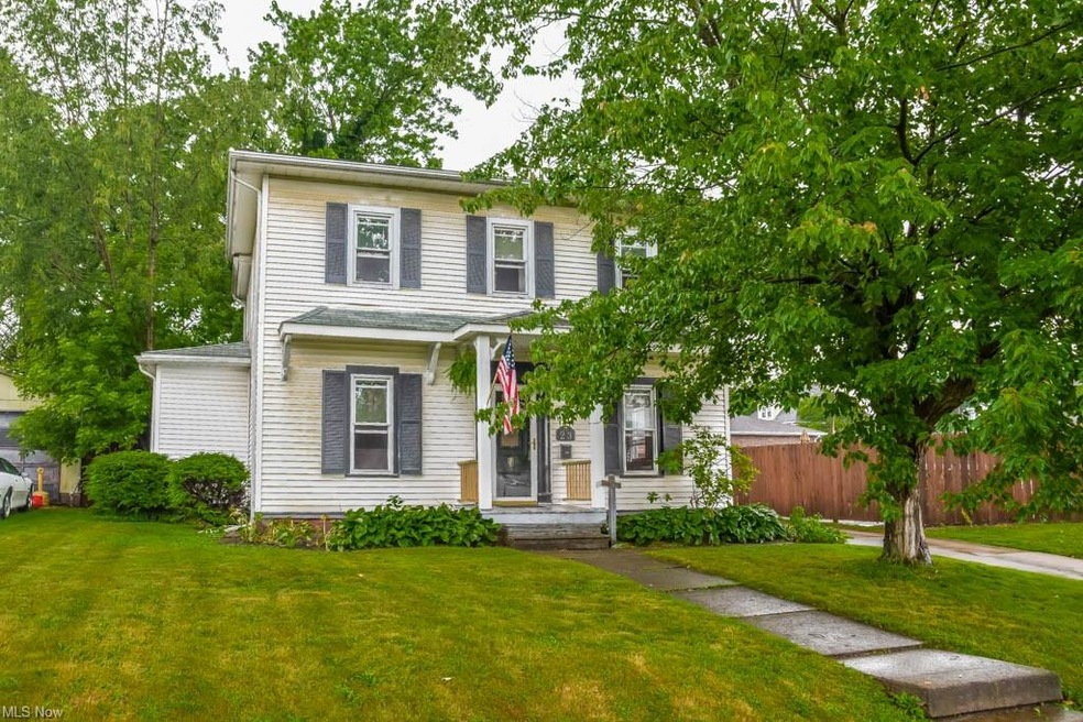 Beautiful 3 bedroom, 1,5 bath century home with fi