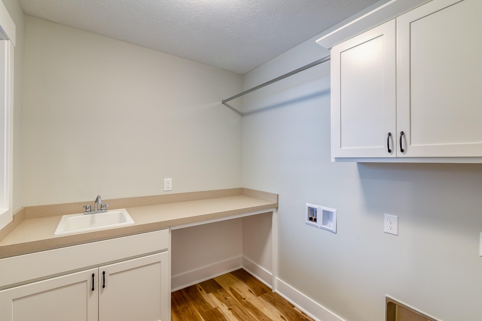 925 Harper Woods Dr SW unit 46, Byron Center, MI 49315 - photo 1