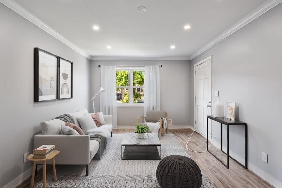 99 W Edsall Blvd unit 1, Palisades Park, NJ 07650 - photo 1